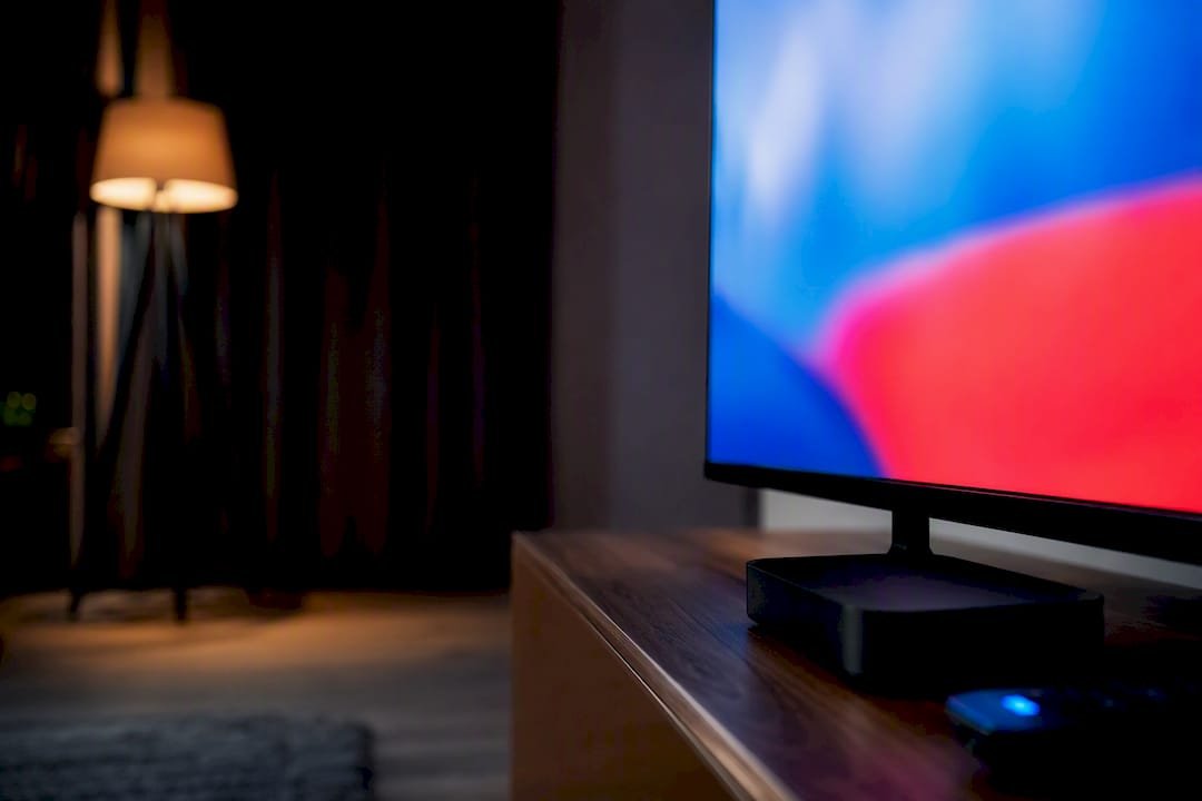 4K IPTV streaming setup in modern media room